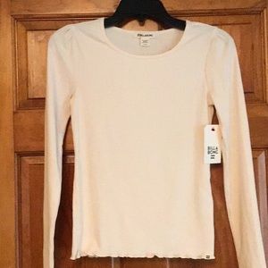 BILLABONG along sleeved top🌸🌸